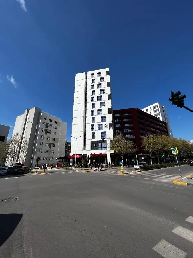 Comfort Inn Ll Tirana 0*,  Albânia